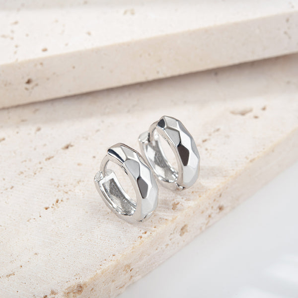 S925 silver earrings, the perfect choice for fashionable ladies’ gifts